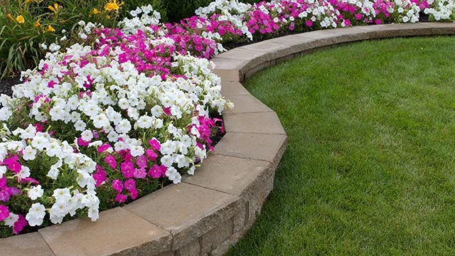 Retaining walls in Bondurant, IA.